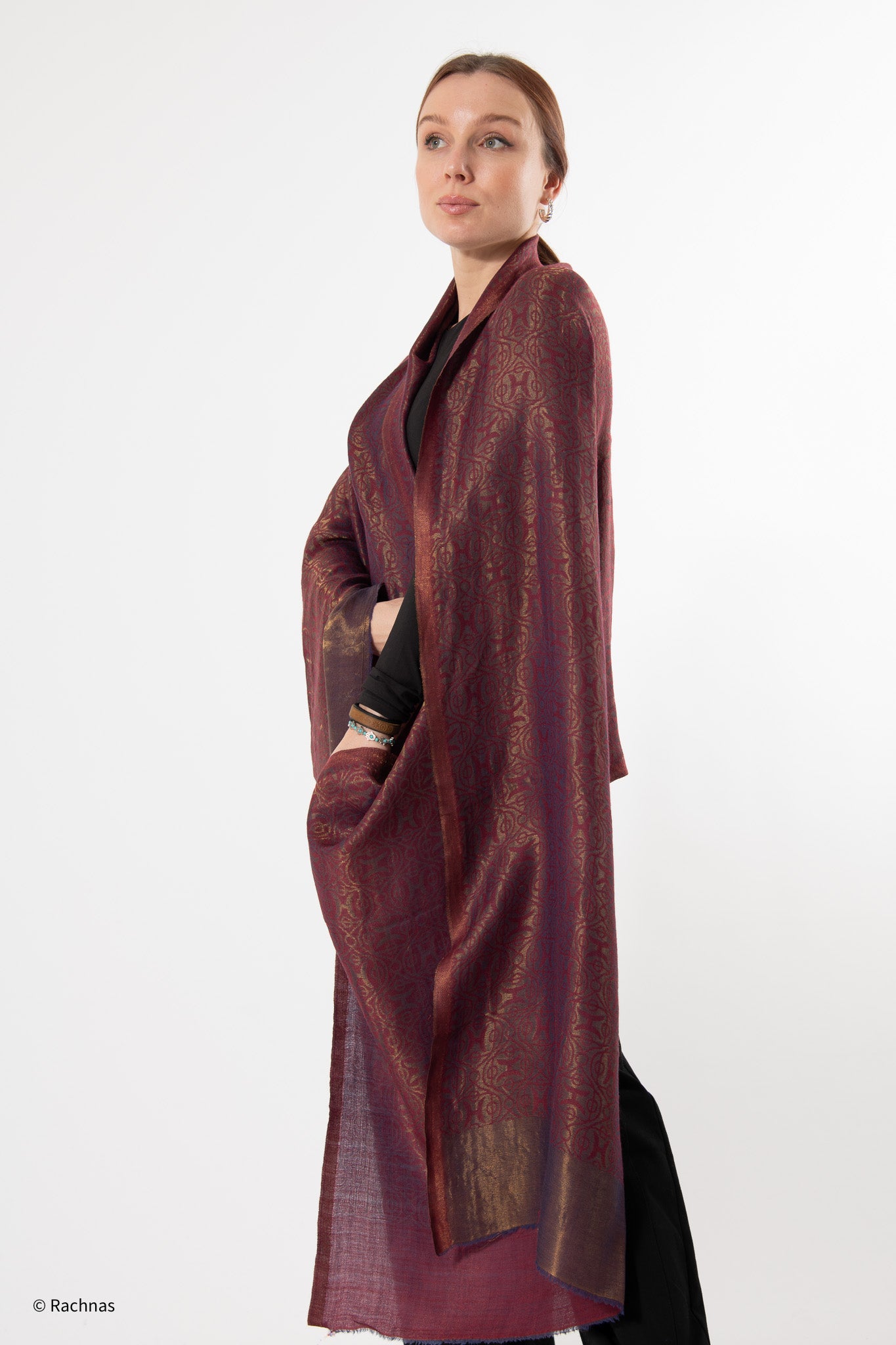 Fine Cashmere Self Zari all over Reversible Stole