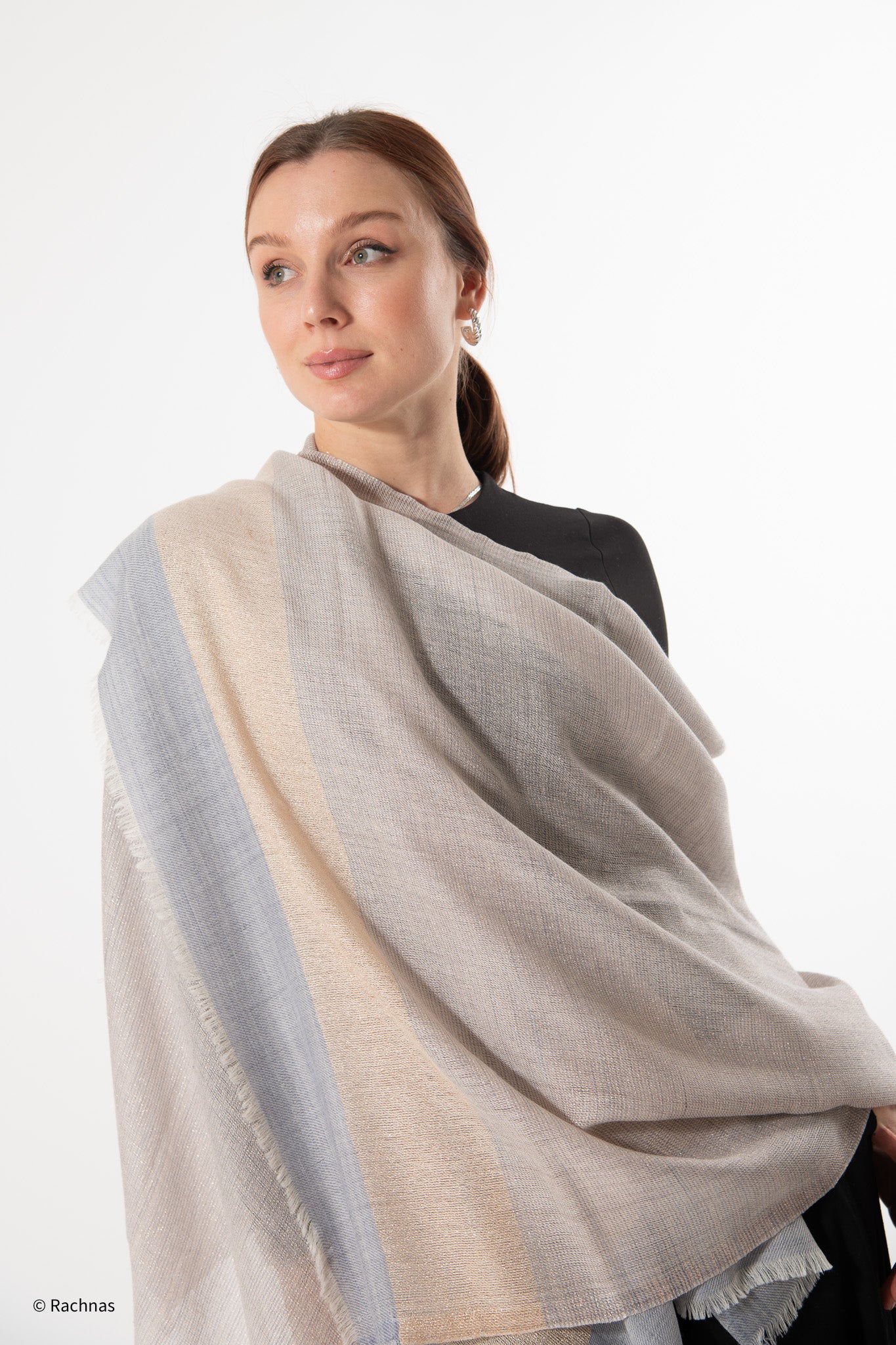 Fine Cashmere Dotted Zari Stole